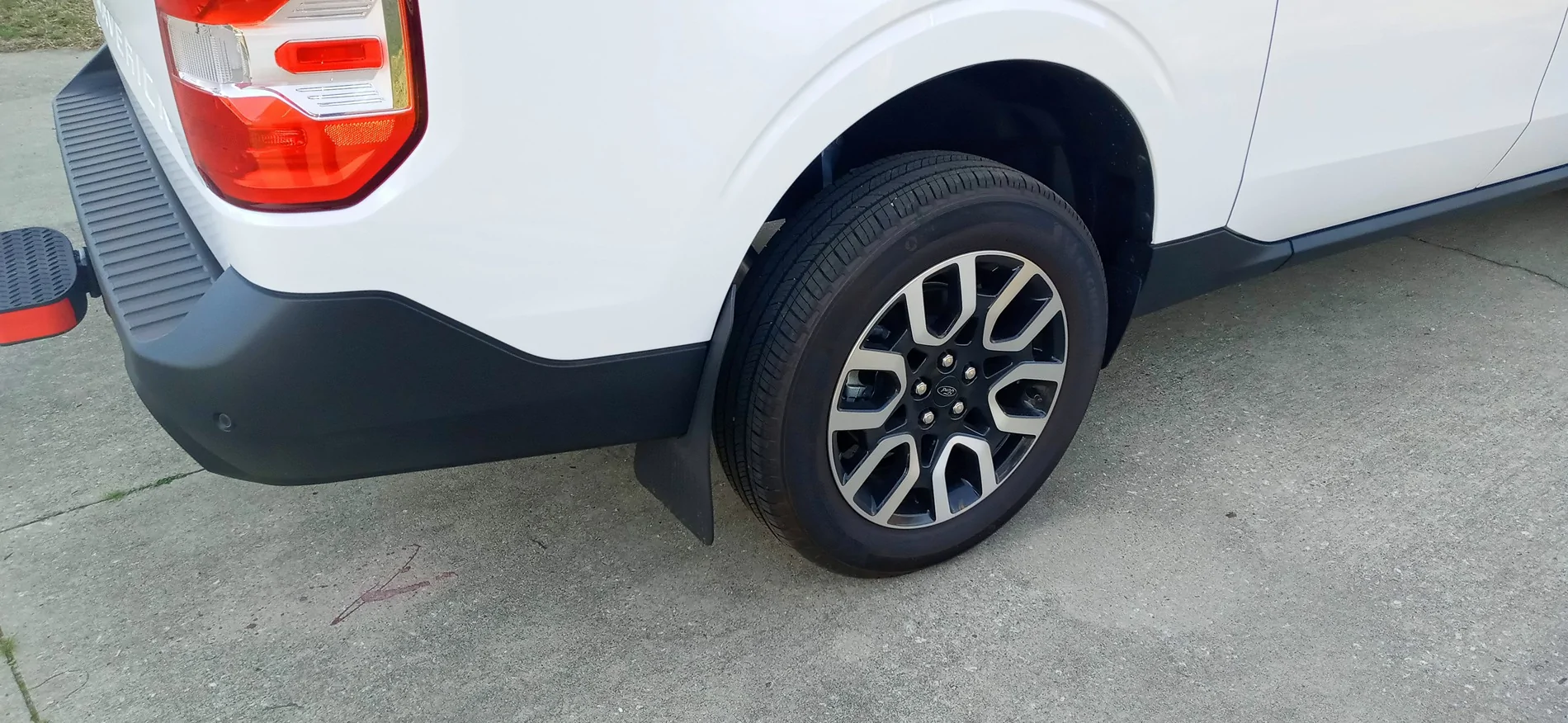 Ford Maverick Did you or will you add mudflaps? 20240218_172234