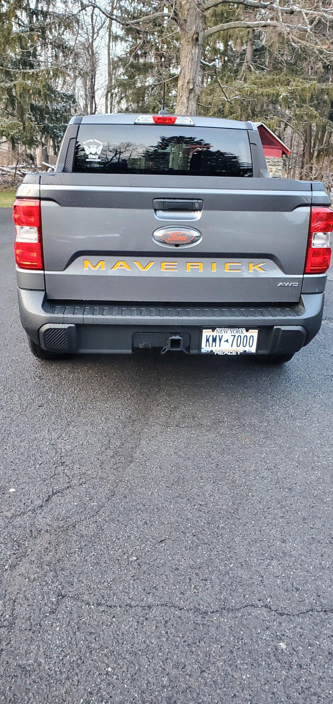 Ford Maverick Anyone have the dark gray color 20211224_161104