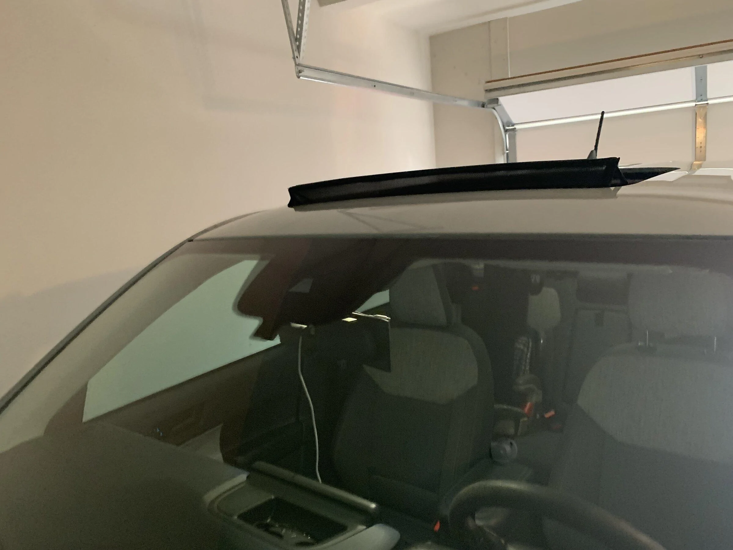 Ford Maverick Photos of Vented Moonroof/Sunroof? IMG_0343