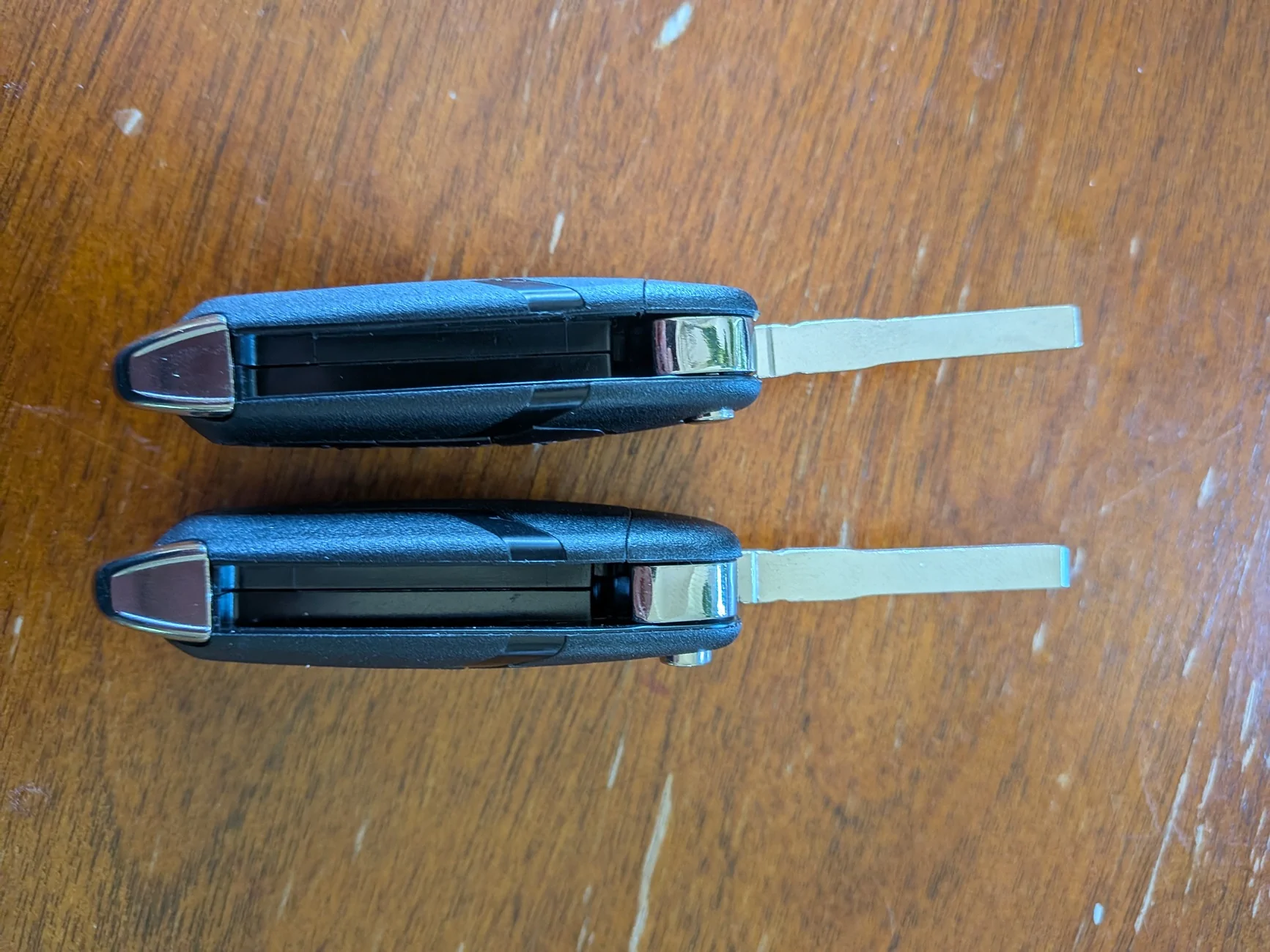 Ford Maverick Two Keyfobs w/out Remote Start PXL_20260613_155313880
