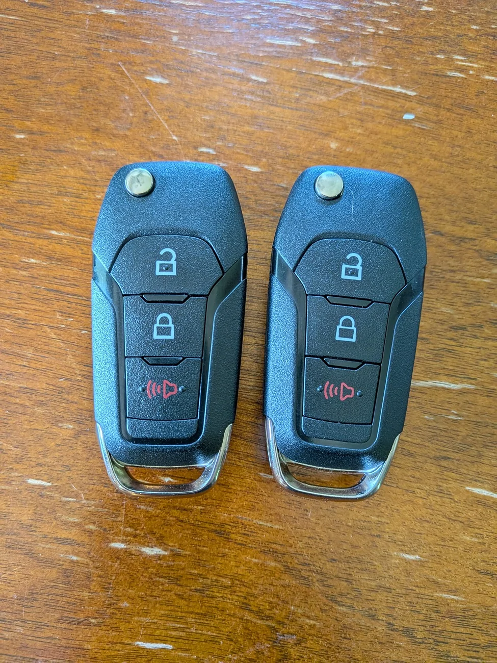 Ford Maverick Two Keyfobs w/out Remote Start PXL_20260613_155215480