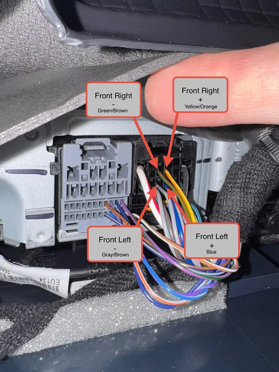 Ford Maverick Speaker wire colors to tap into for the 2025? IMG_0363
