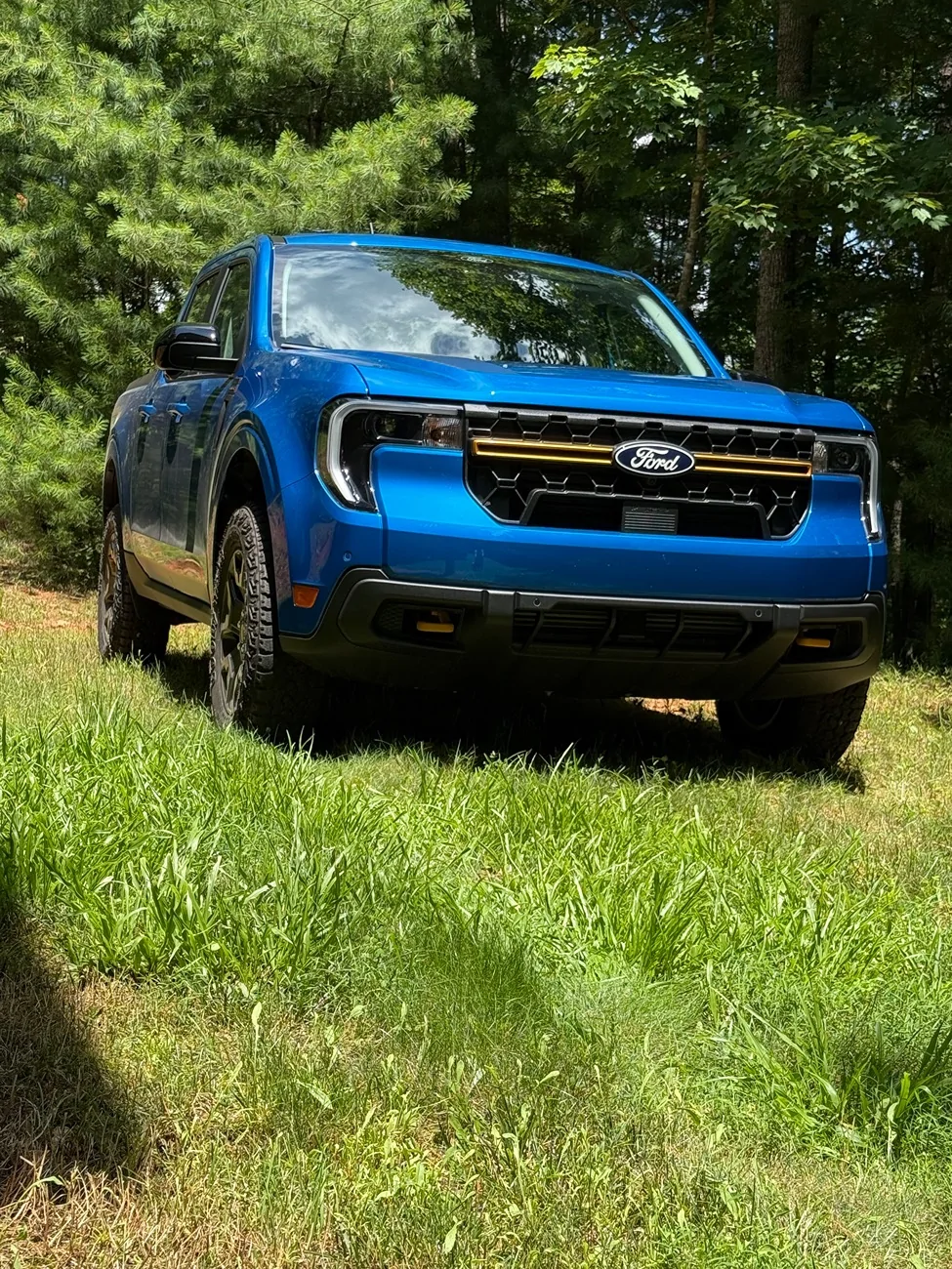 Ford Maverick Lariat or well spec'd XLT? IMG_2664