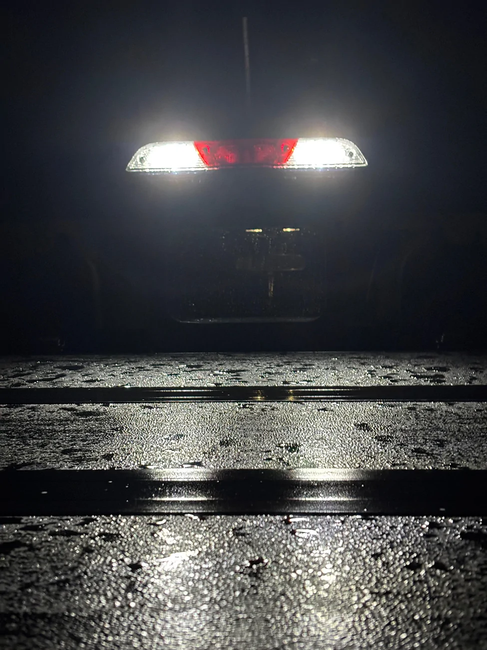 Ford Maverick Cargo lights installed (aftermarket LED) Auxito Lights At Night