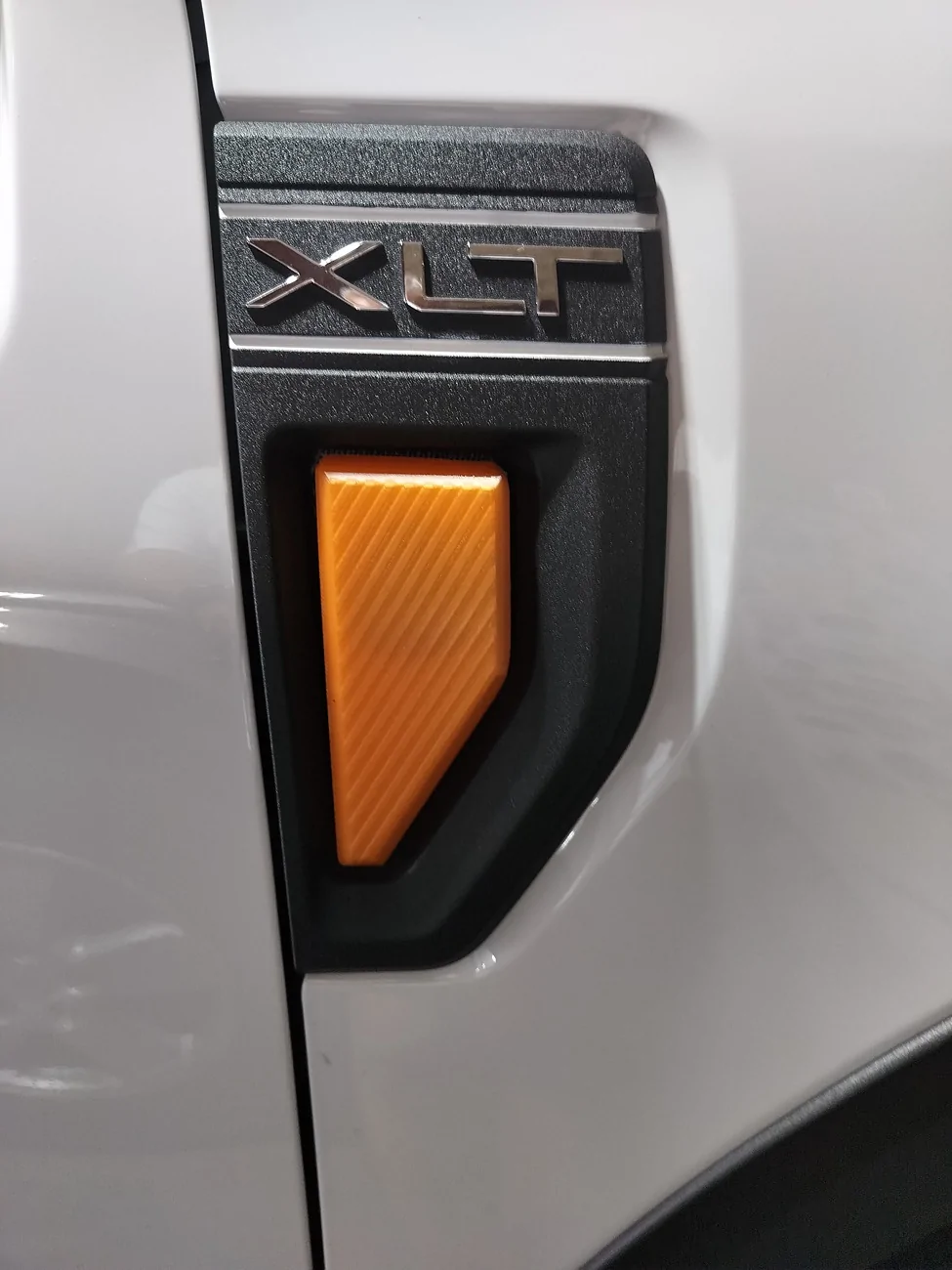 Ford Maverick My fender indent blinker light / turn signal custom DIY mod. IMG20260723100039