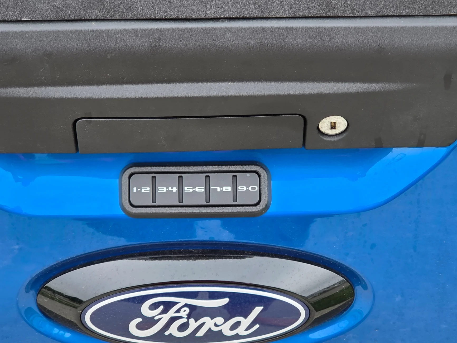 Ford Maverick Keypad on tailgate 20260725_090939