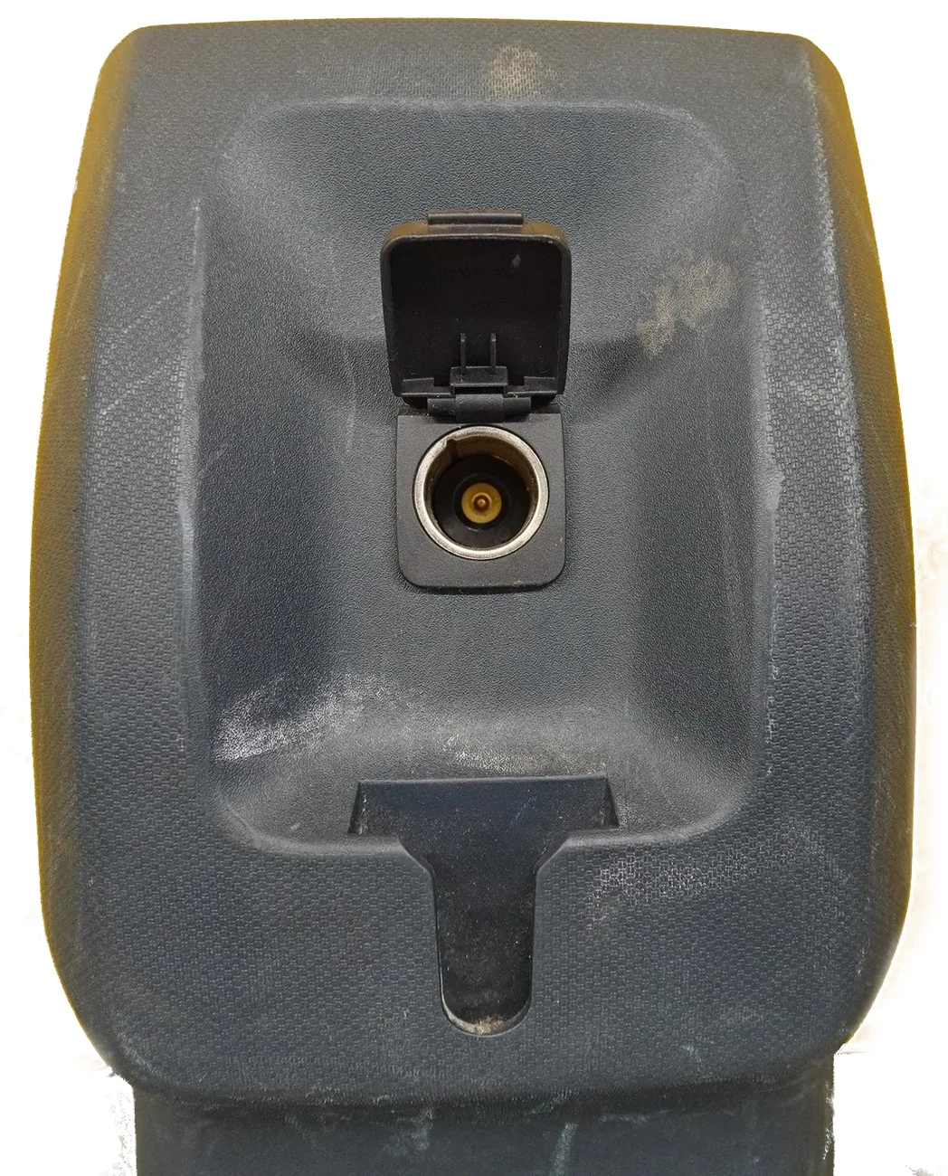 Ford Maverick Rear USB-C ports are 60W+ on 2025 Mavericks 2022_12V_only