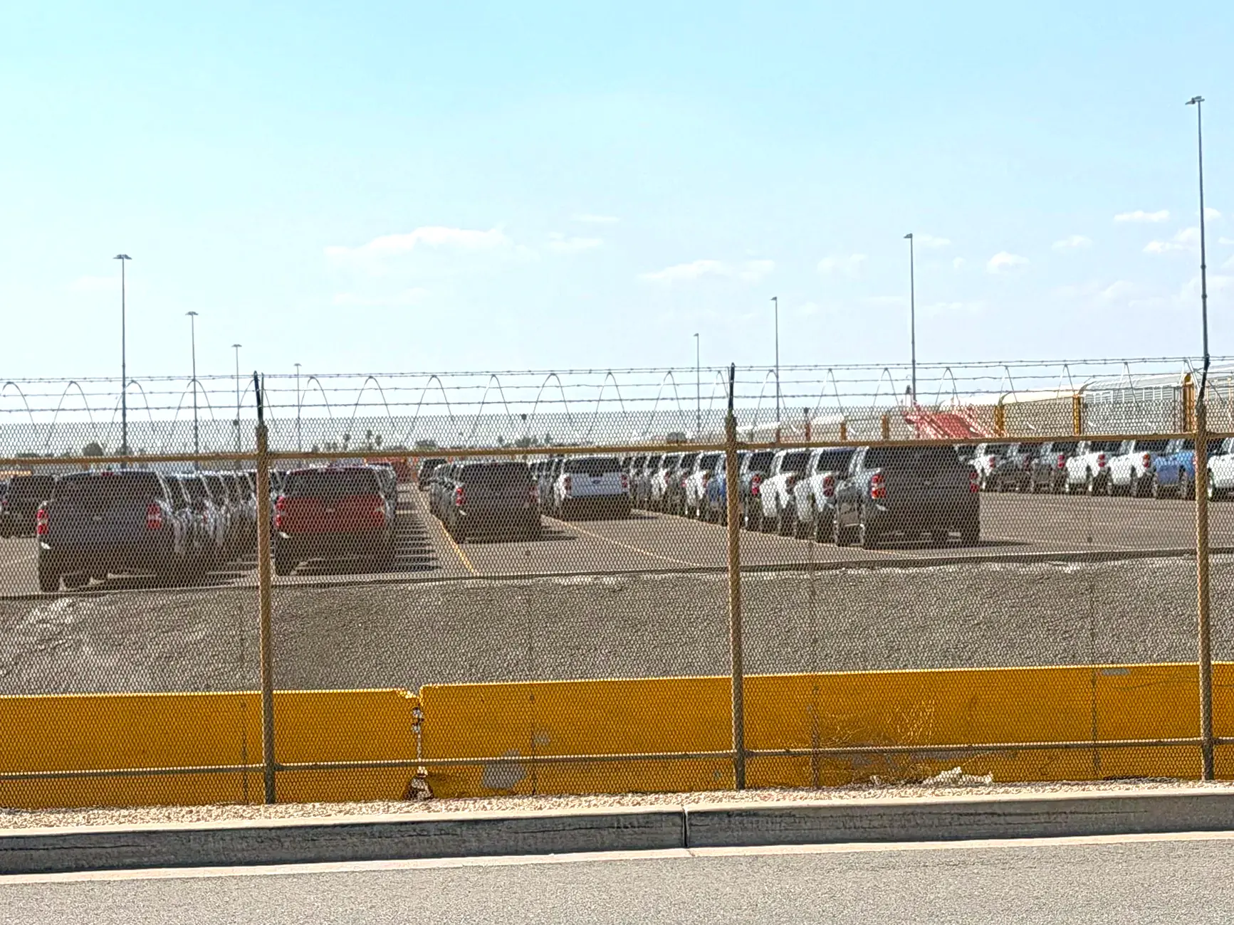 Ford Maverick Hermosillo must be kickin it in high gear! Acres of Mavericks spotted 251759-3e07b2d37a894b339bd5b1e8486ae5a6
