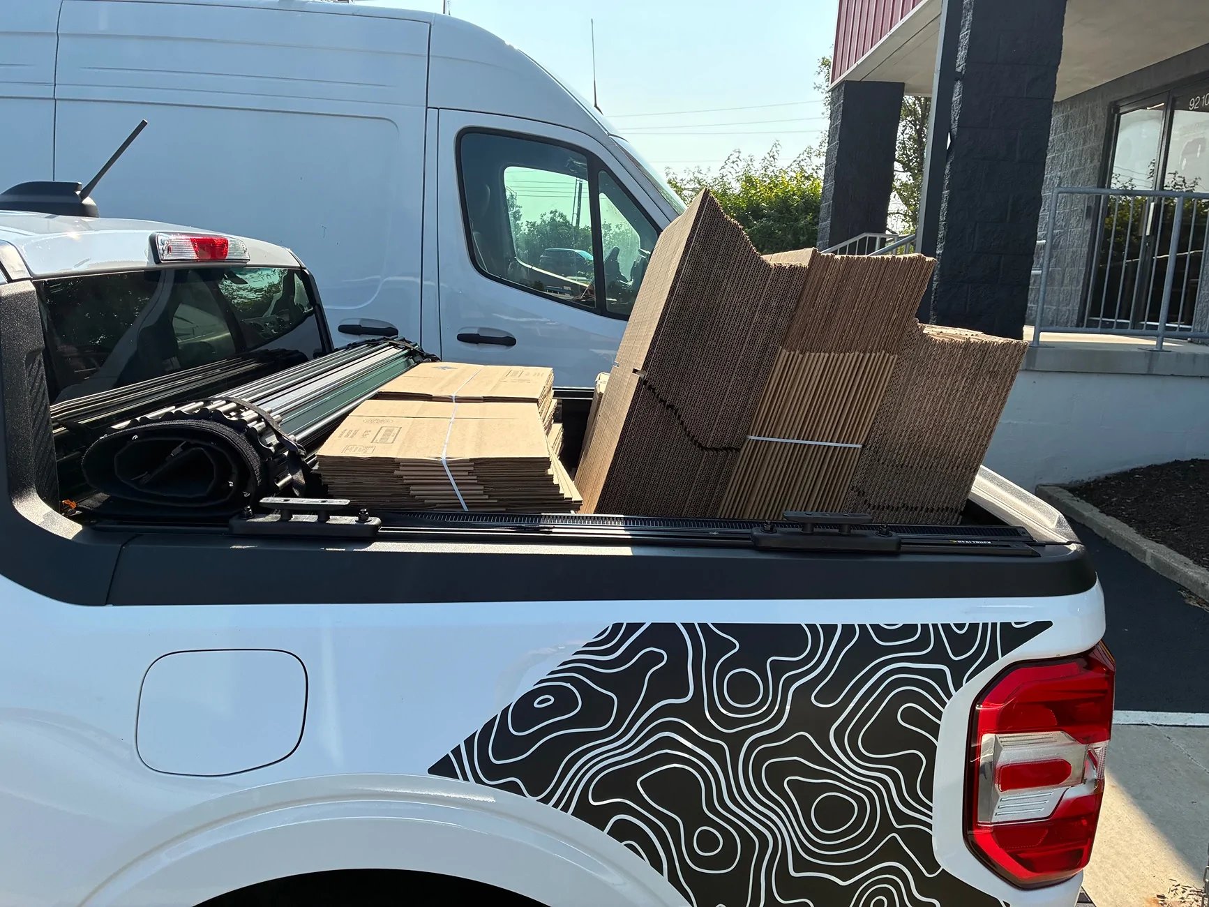 Ford Maverick Finally did the truck stuff thing - cardboard edition IMG_0033
