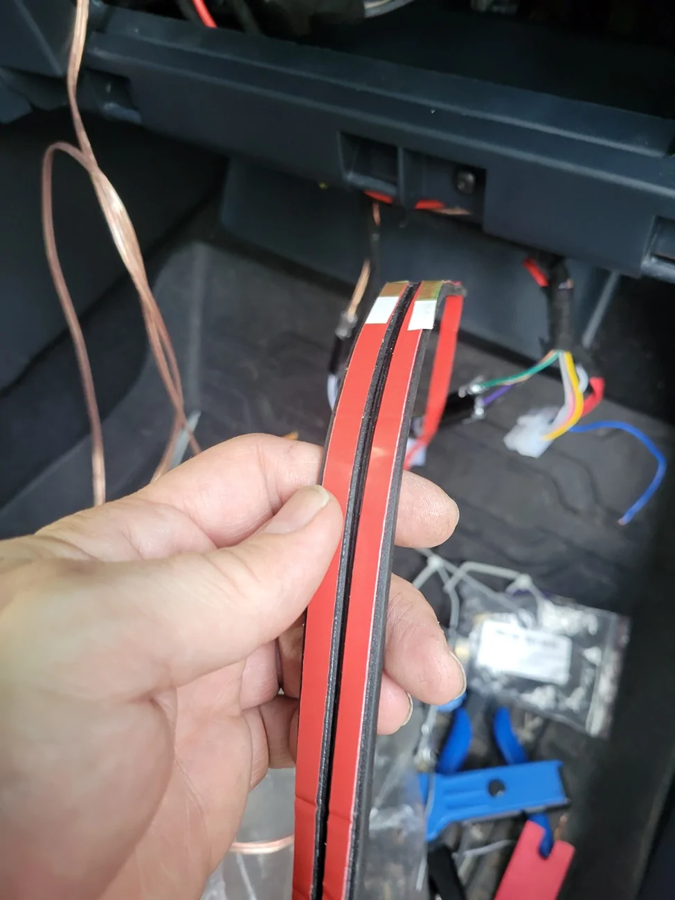 Ford Maverick Kicker Key 200.4 and Kicker component speakers + tweeters install 20260801_111257