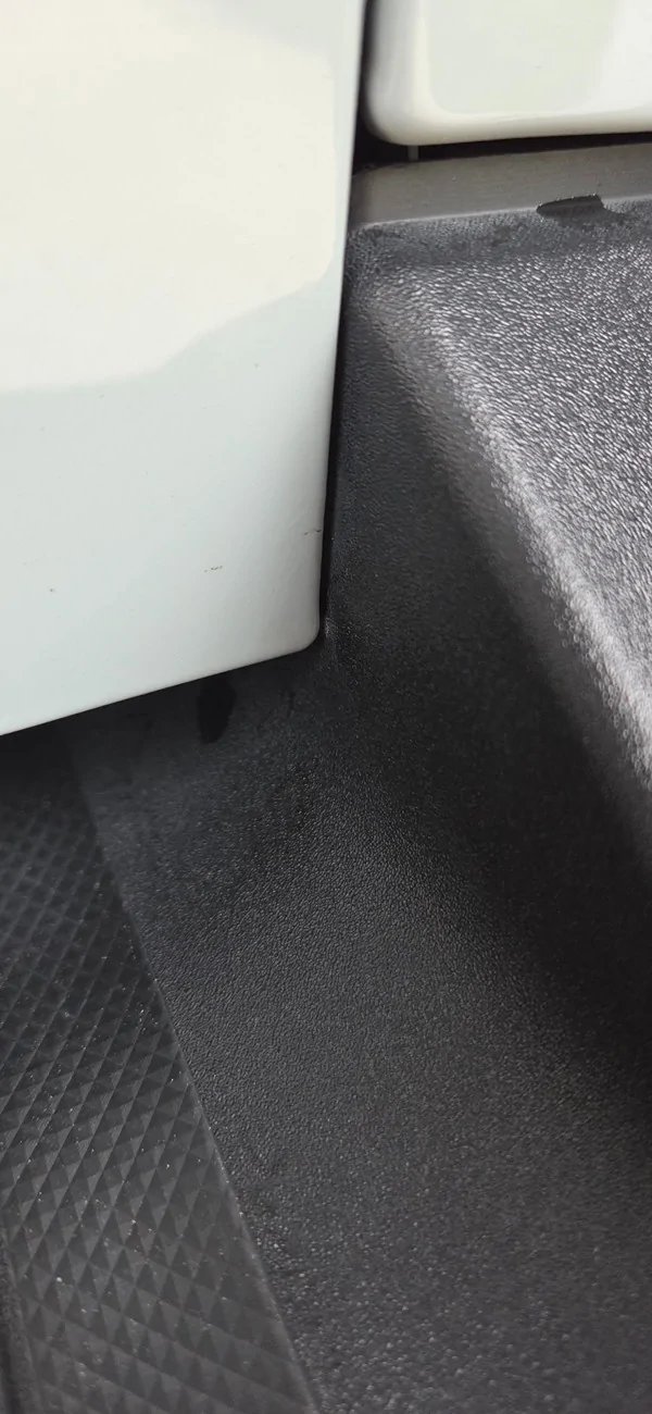 Ford Maverick Can Tailgate Be Adjusted? - Rubbing 20260805_184426