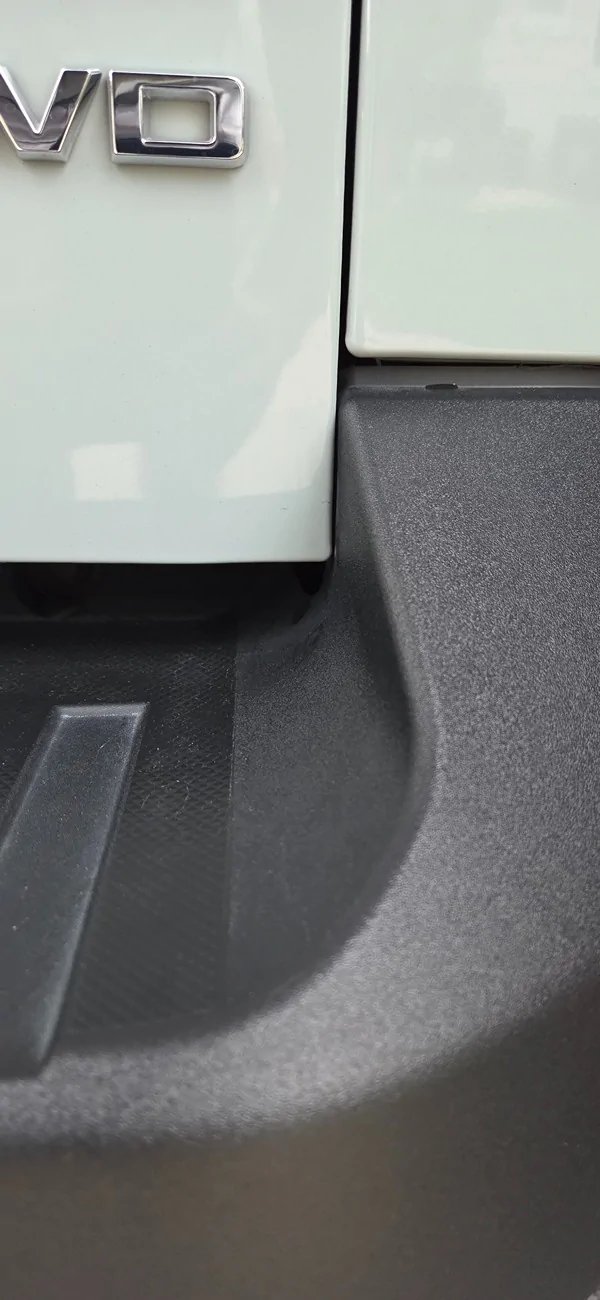 Ford Maverick Can Tailgate Be Adjusted? - Rubbing 20260805_184431