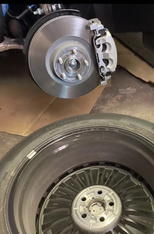 Ford Maverick Do dual piston calipers made a difference? IMG_0602