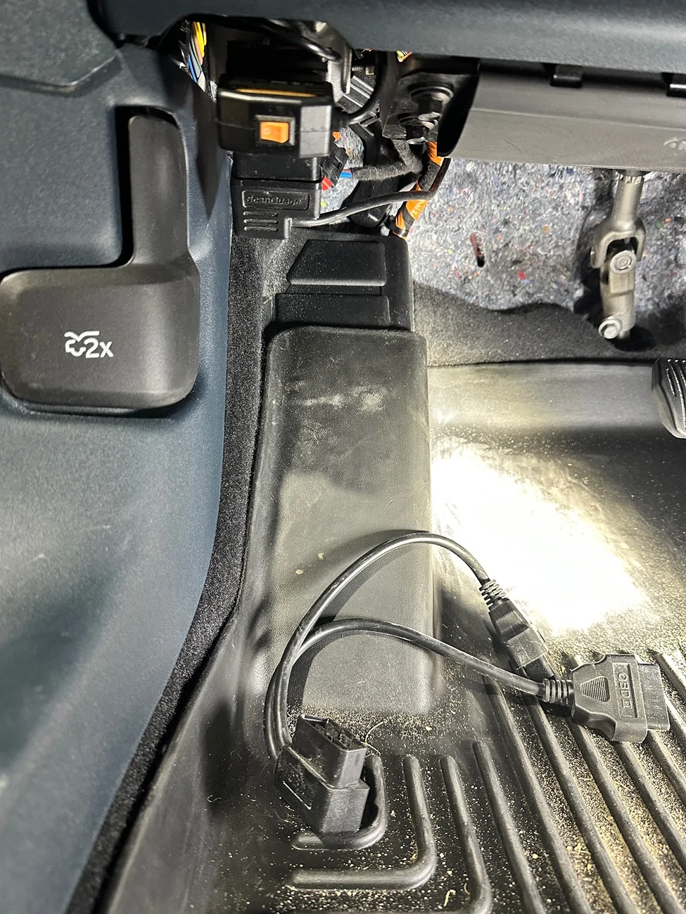 Ford Maverick Dash cam power IMG_1667