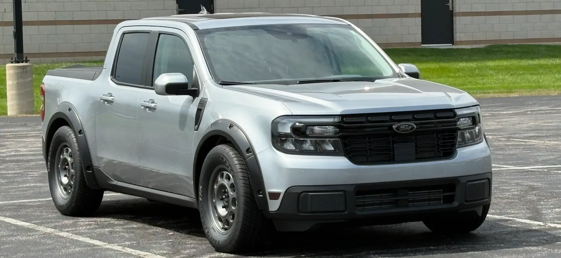 Ford Maverick Intercepted! 2024 Lariat 2.0 Iconic Silver Build IMG_8972