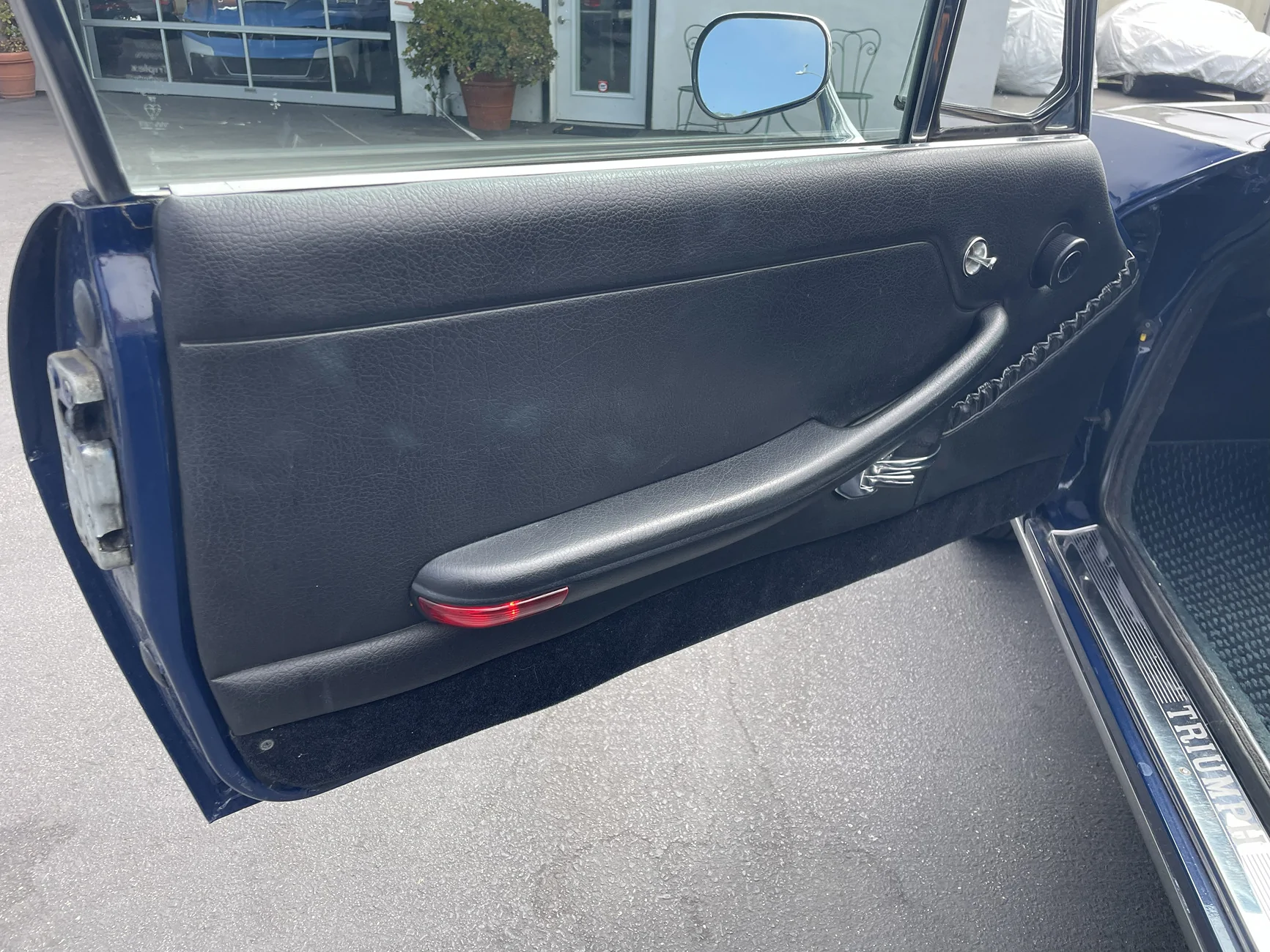 Ford Maverick Courtesy Entry Door LEDs IMG_1961