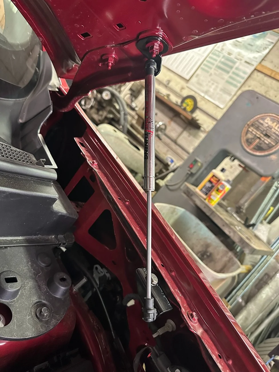 Ford Maverick Hood struts installed IMG_8931