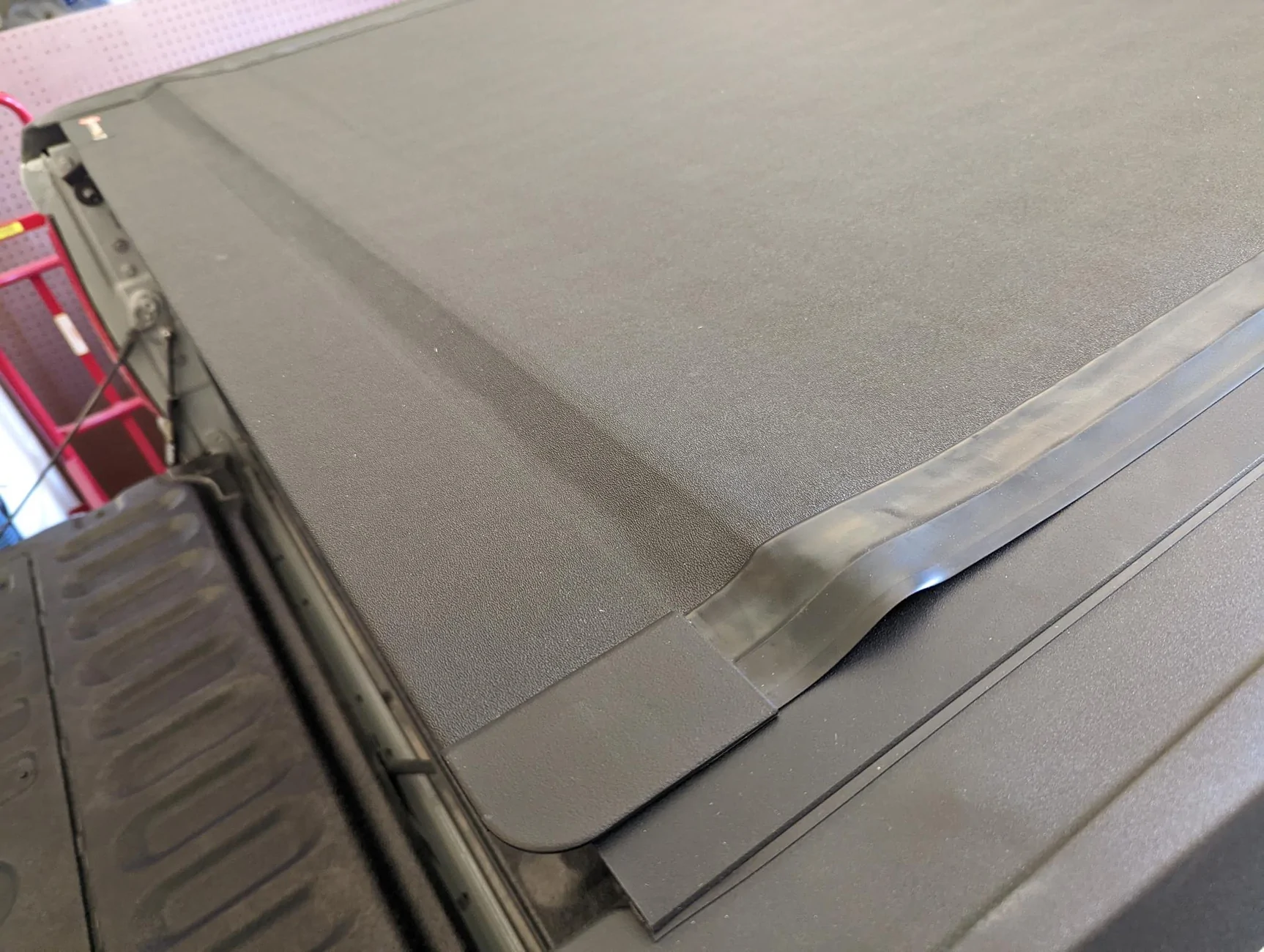Ford Maverick Hard Roll-up Bed Covers - review / experiences (good or bad) ? 1000003397