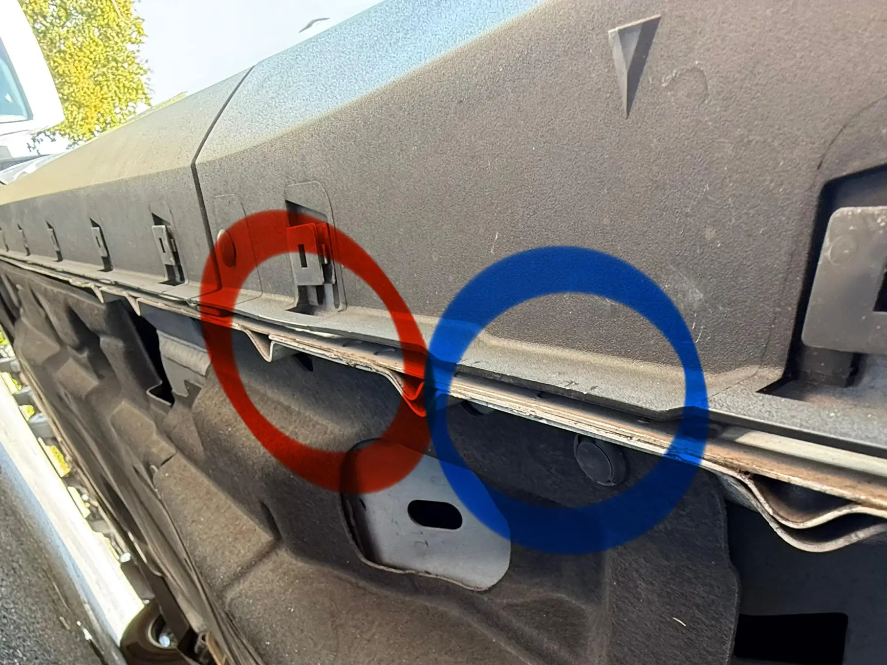 Ford Maverick Jacking points 1789698910113-rs