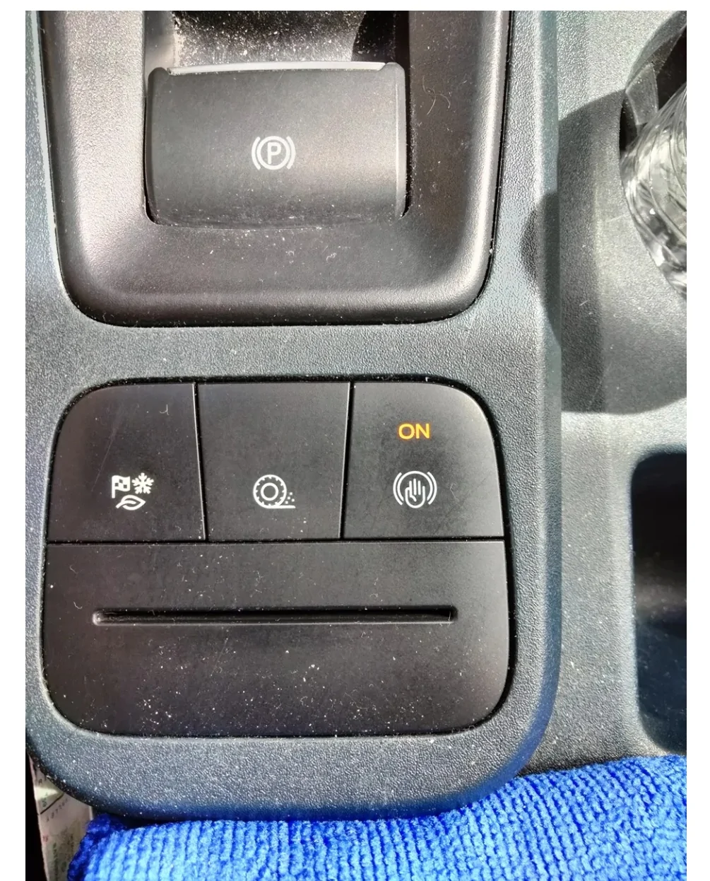 Ford Maverick Autoparking brake? Screenshot_2026-10-05-14-50-55-22_40deb401b9ffe8e1df2f1cc5ba480b12