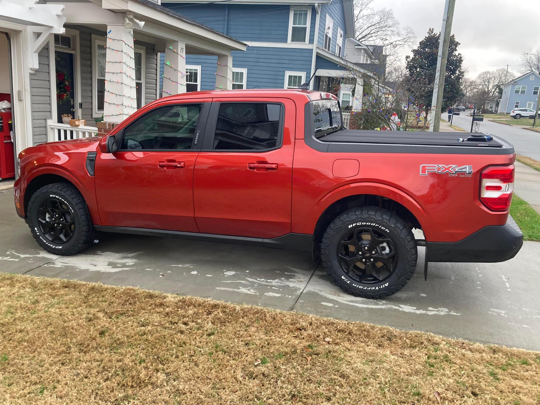 2022 Ford Mavericks With Cab Roof Racks & Cargo Carrier Box -- Yakima and Thule 4.jpg