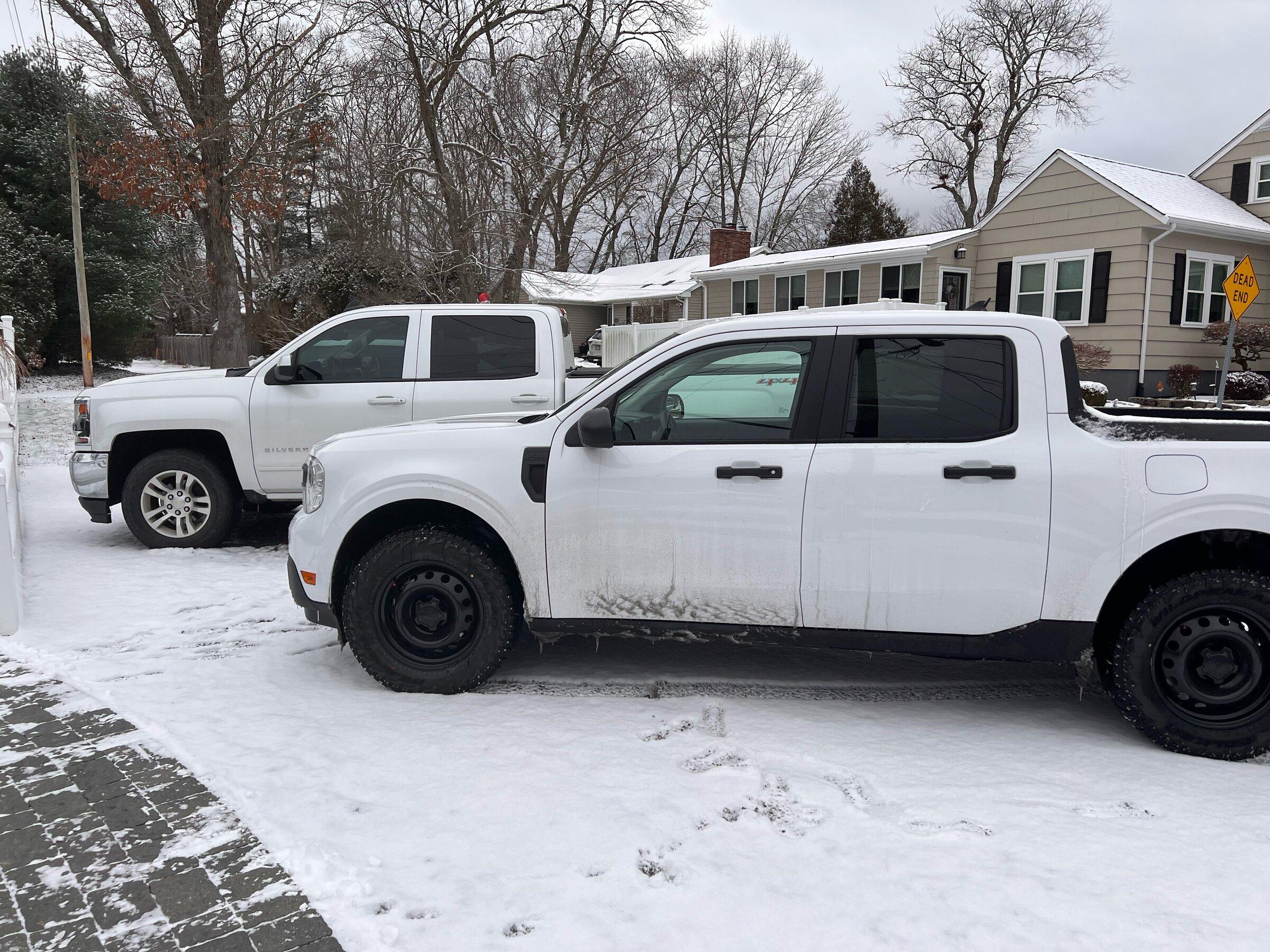 Ford Maverick What alloy wheels for white XL? mav in snow