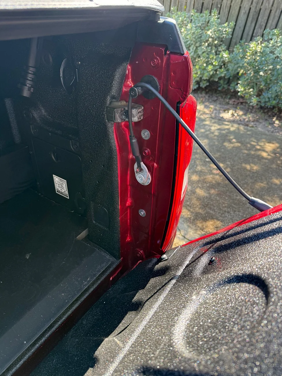 Ford Maverick Third Tailgate Position? IMG_1956