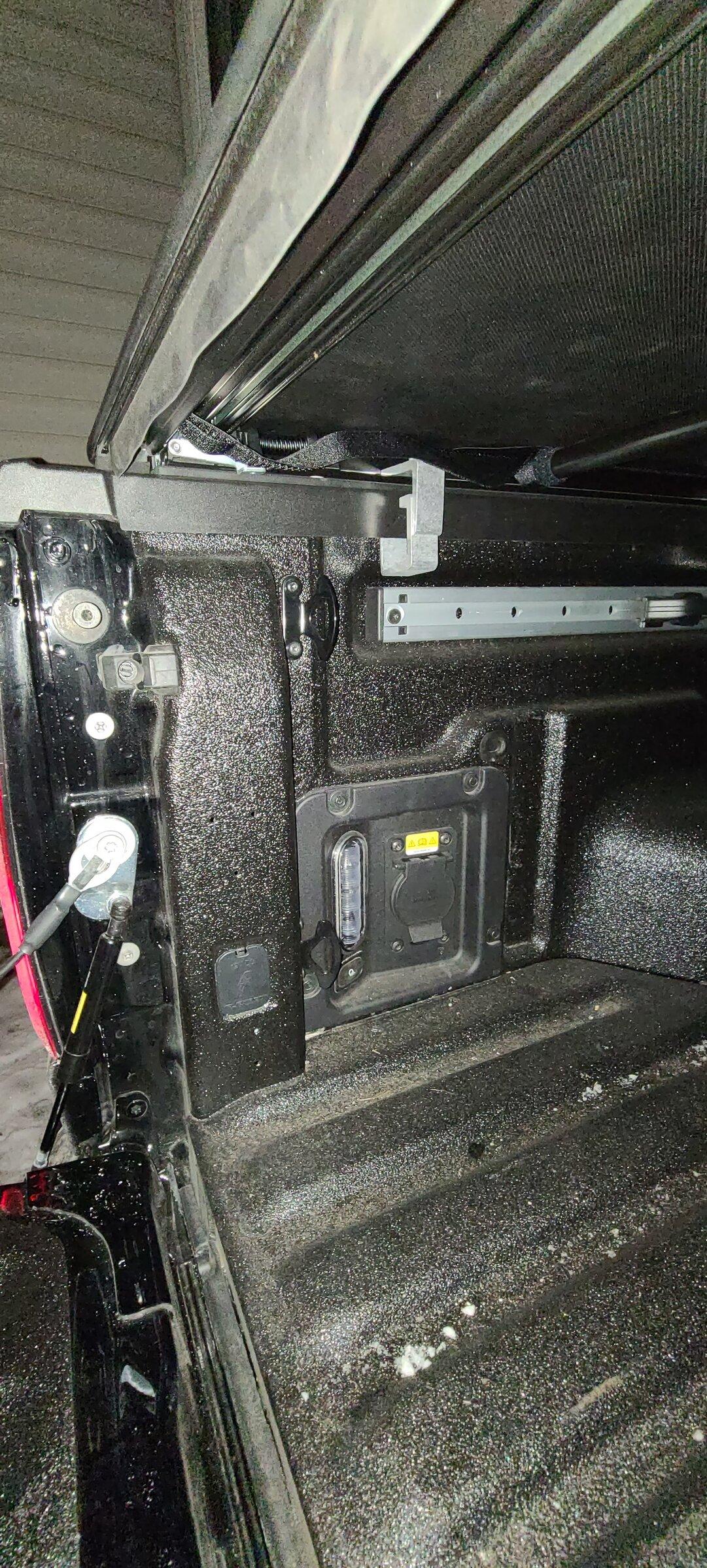 Ford Maverick Anyone tapped factory bed light to power aftermarket under-rail LEDs? 20220103_193100