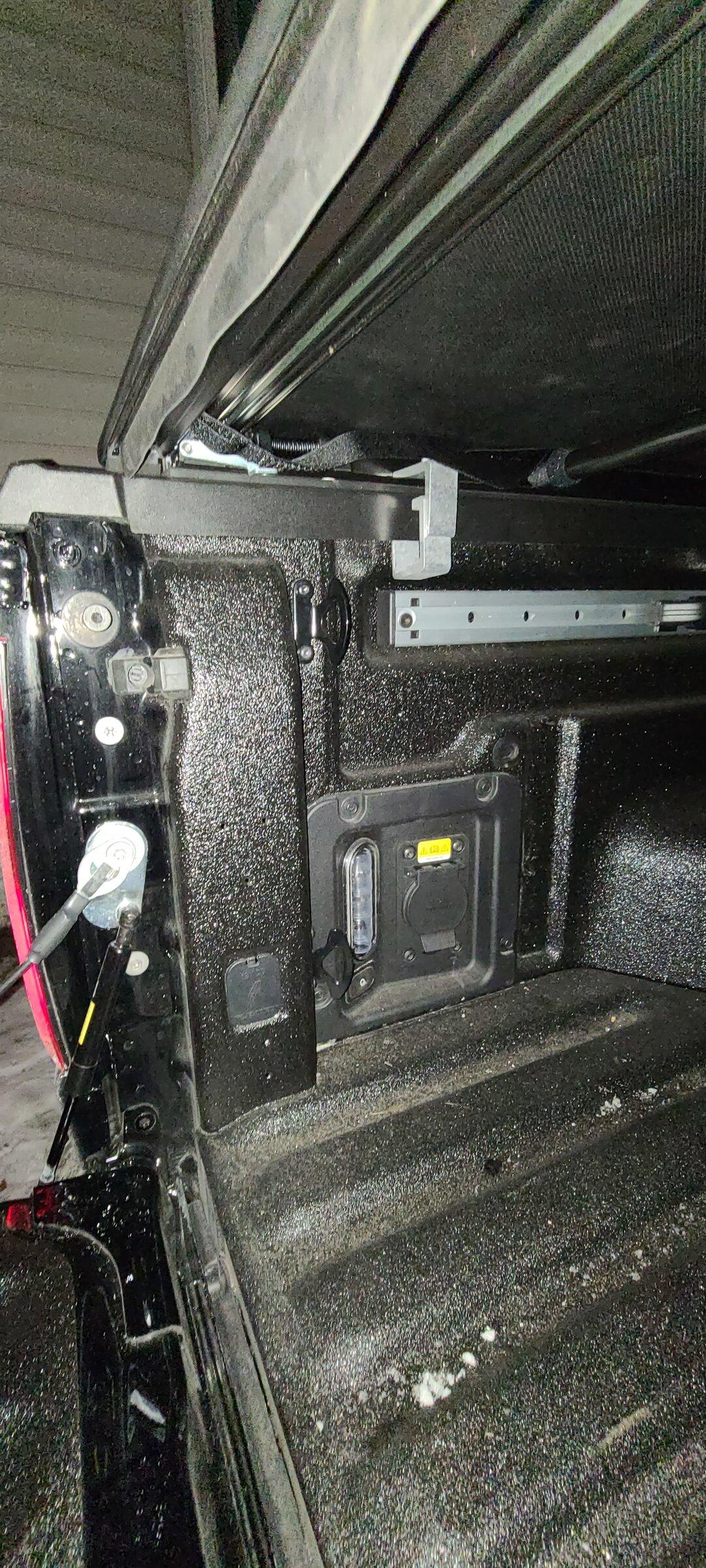 Ford Maverick Anyone tapped factory bed light to power aftermarket under-rail LEDs? 20220103_193056