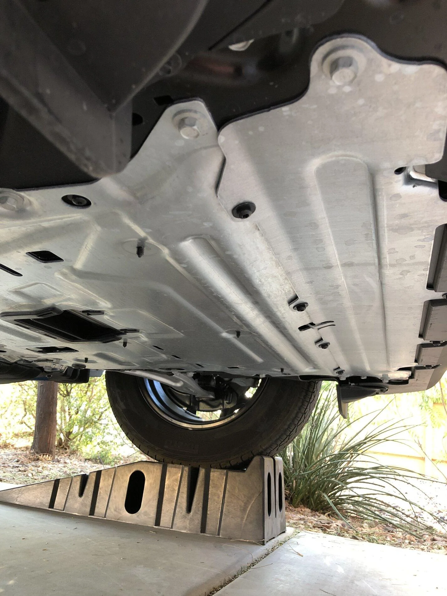 Ford Maverick PSA: oil change on FX4 Maverick requires skid plate panels removal 082a1781-cb7d-4833-b1e0-b40e5408839d-jpeg