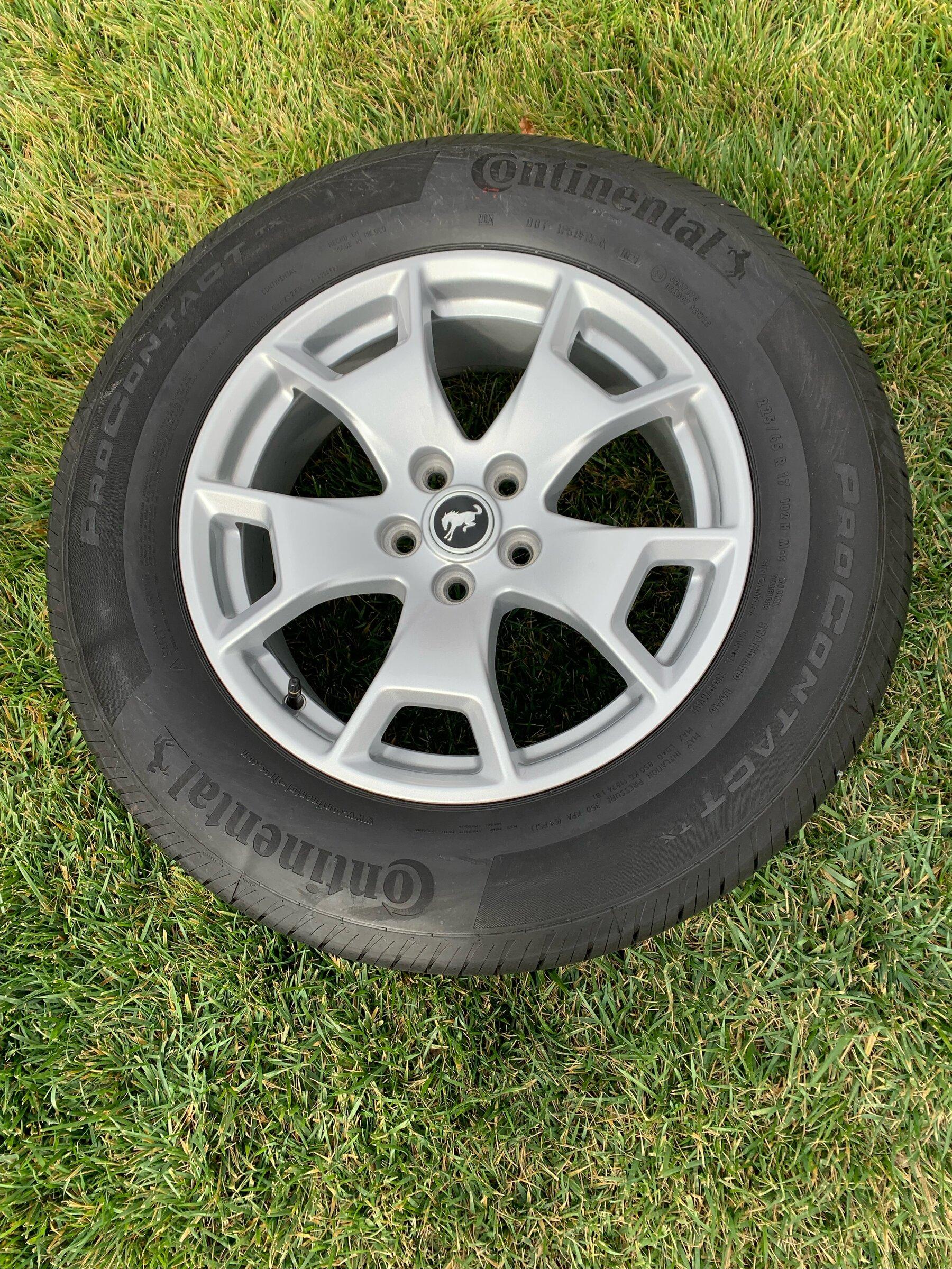 Ford Maverick Which wheels look better? 83119DE5-A290-494D-9142-427599B8EFBC