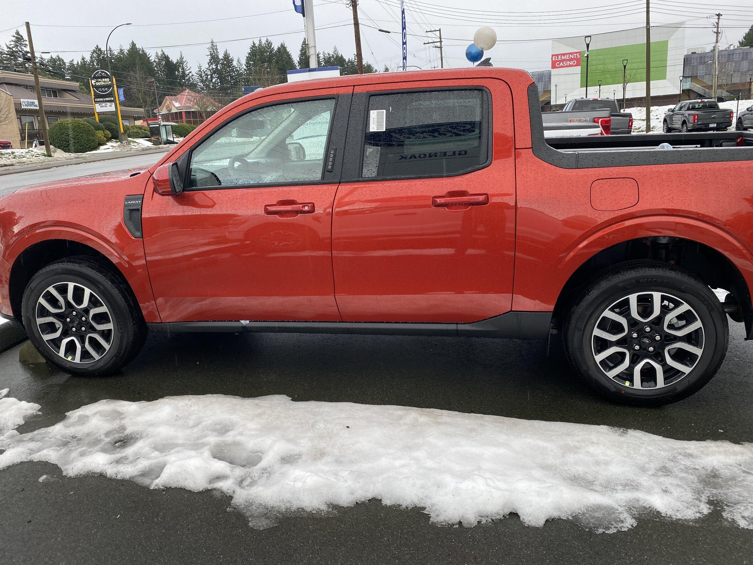 Ford Maverick My XLT Hybrid Arrived Today. 3E7331F2-26DC-45AC-AD59-18B2F748531E
