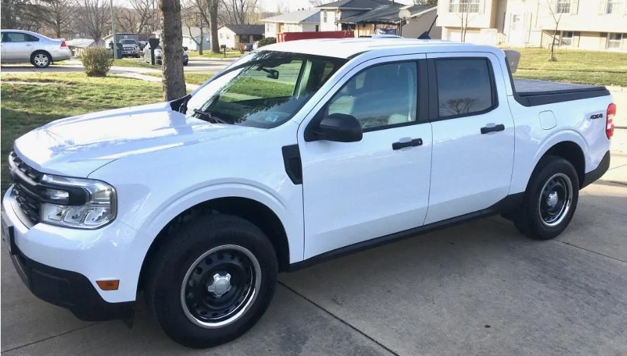 Ford Maverick Visual Comparison of Different Tires / Tire Sizes on 2022+ Maverick white beauty rings