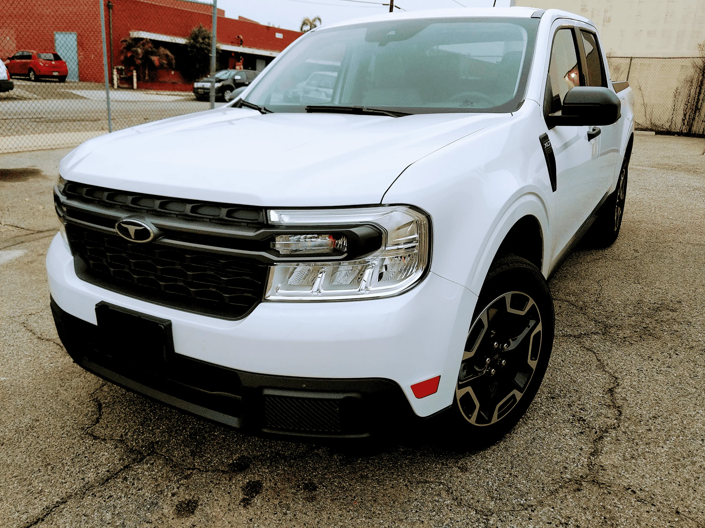 Ford Maverick OXFORD WHITE Maverick Photos Thread image1~2