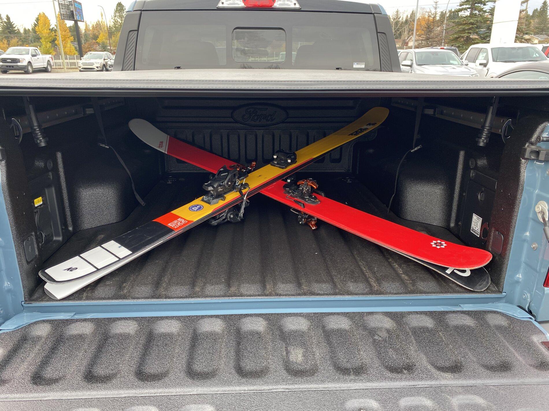 Ford Maverick DIY In-Bed Ski Rack B89C313E-4B4D-4E4D-93E4-29810AD506FE