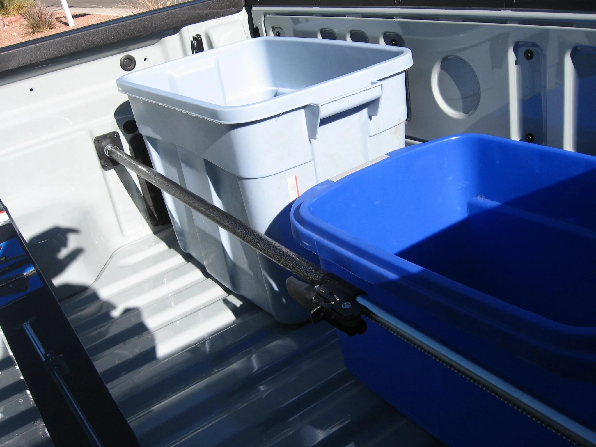 Ford Maverick Installed a Cargo Bar for Bed IMG_2761