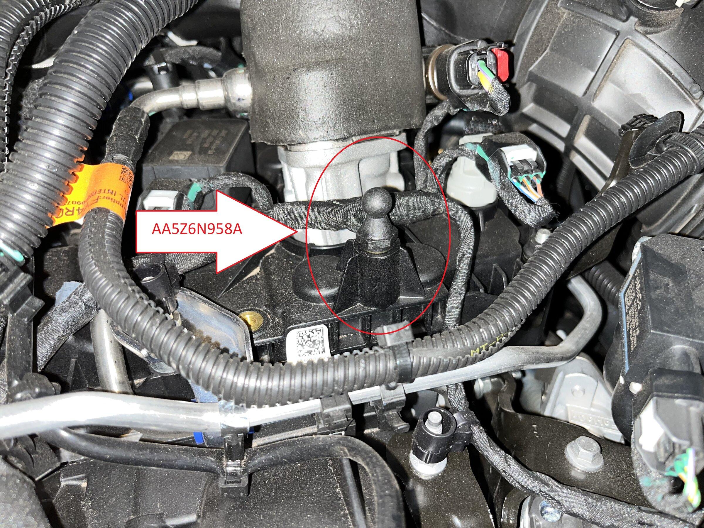 Ford Maverick Engine Cover installed in 2.0L Ecoboost Maverick engine bay (From Escape) 6