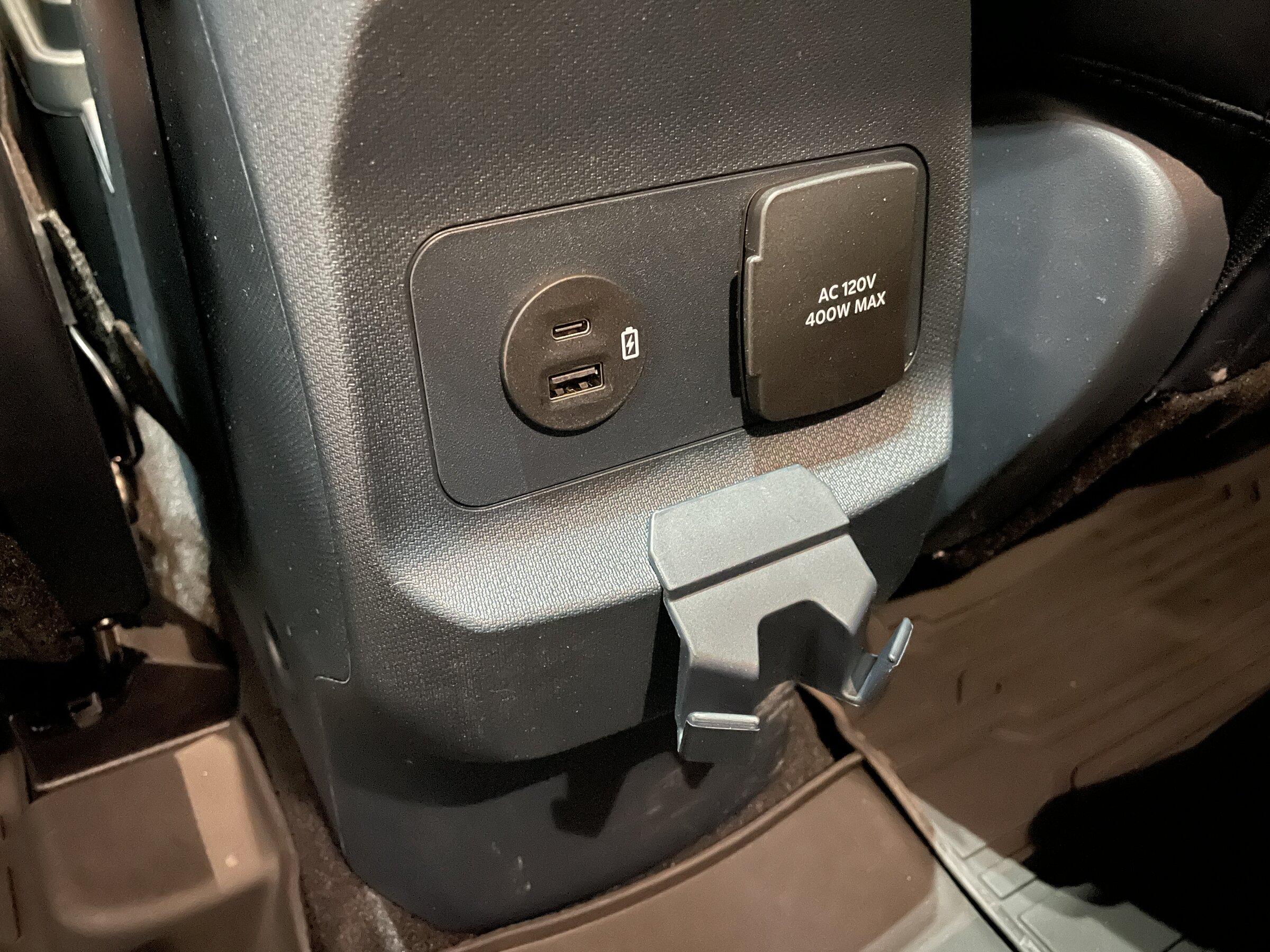 Ford Maverick Hybrid Lariat Lux Accessories installed! E60445E2-D255-4AC9-9DB9-103487A5452E