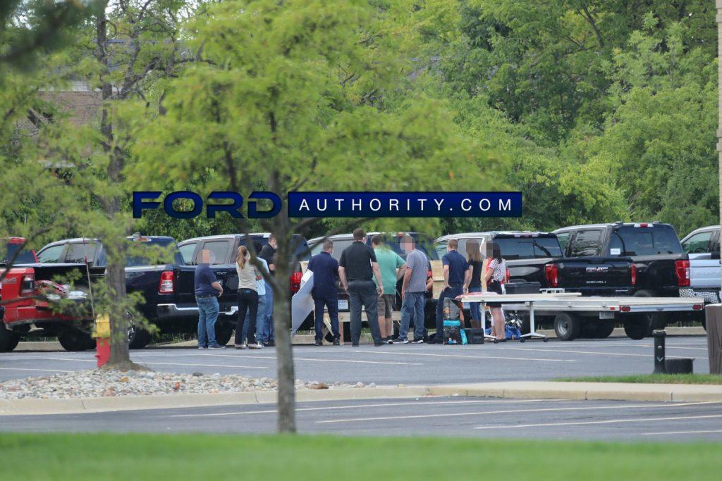 Ford Maverick Spy Photos Show Multifunction Ford Tailgate Prototyping In Action style-tailgate-spy-photos-August-2020-004-1024x683