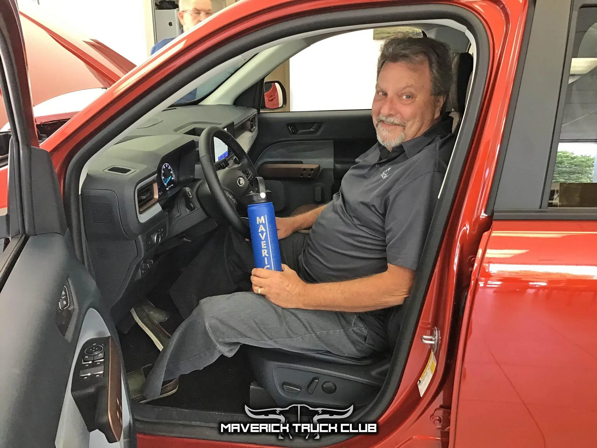 Ford Maverick My look today at Maverick Lariat 2.0L EcoBoost AWD - shows 29.3 MPG on board computer Hot Pepper Red Maverick Lariat 2.0L AWD 4
