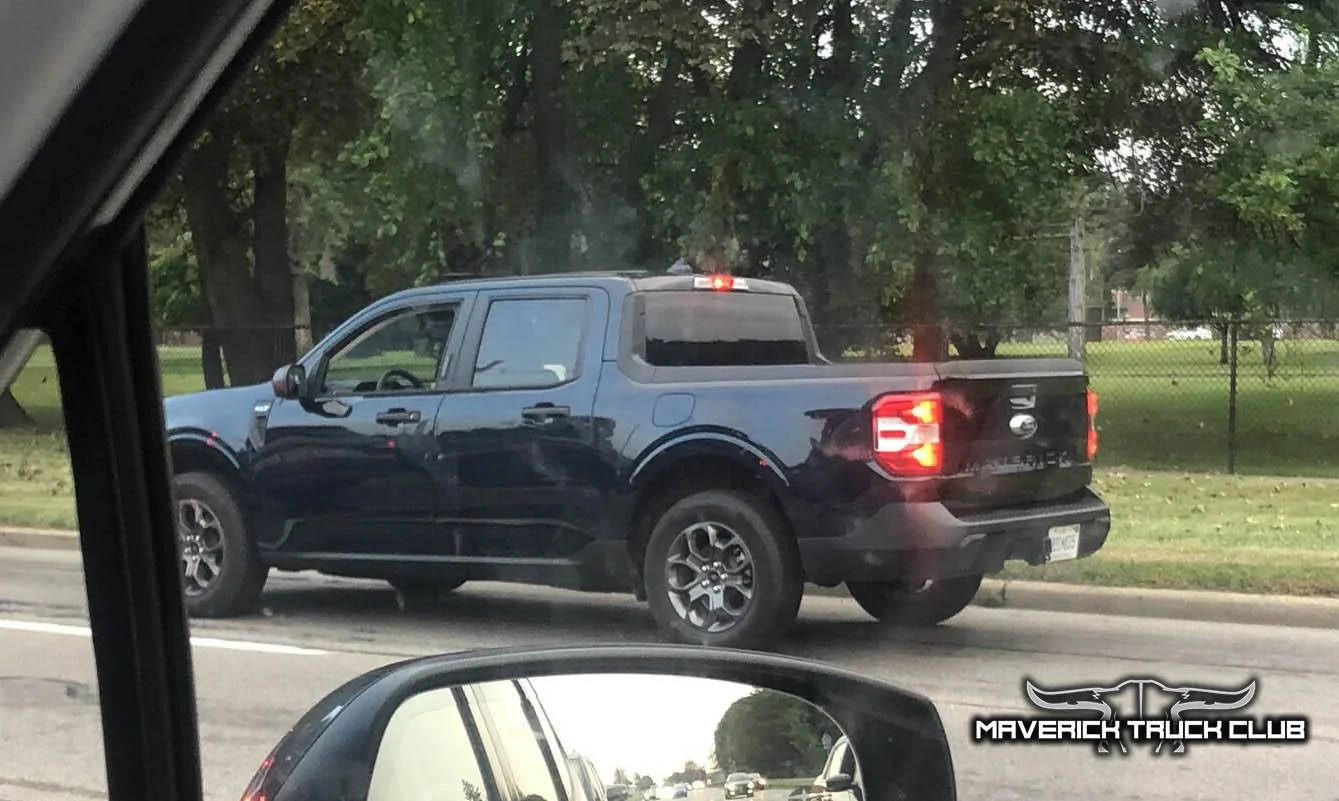 Ford Maverick ALTO BLUE Maverick Photos Thread 2022 Maverick XLT Alto Blue Spotted