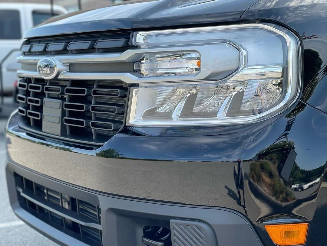 Ford Maverick Best looks yet @ Shadow Black 2022 Maverick (Lariat FX4) Shadow Black Maverick Lariat 8