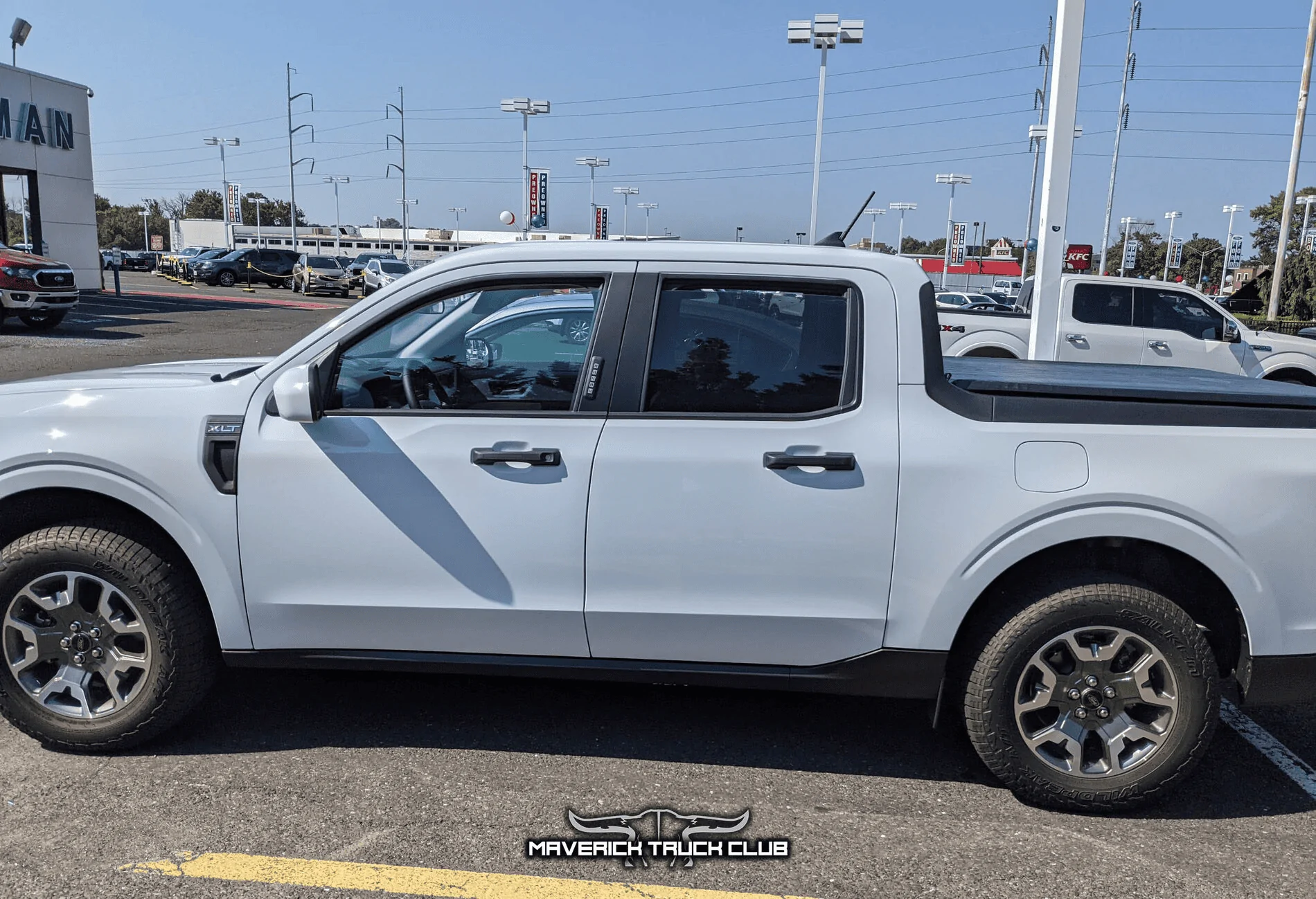 Ford Maverick Oxford White Maverick XLT pics & impressions from employee training 1628394164793