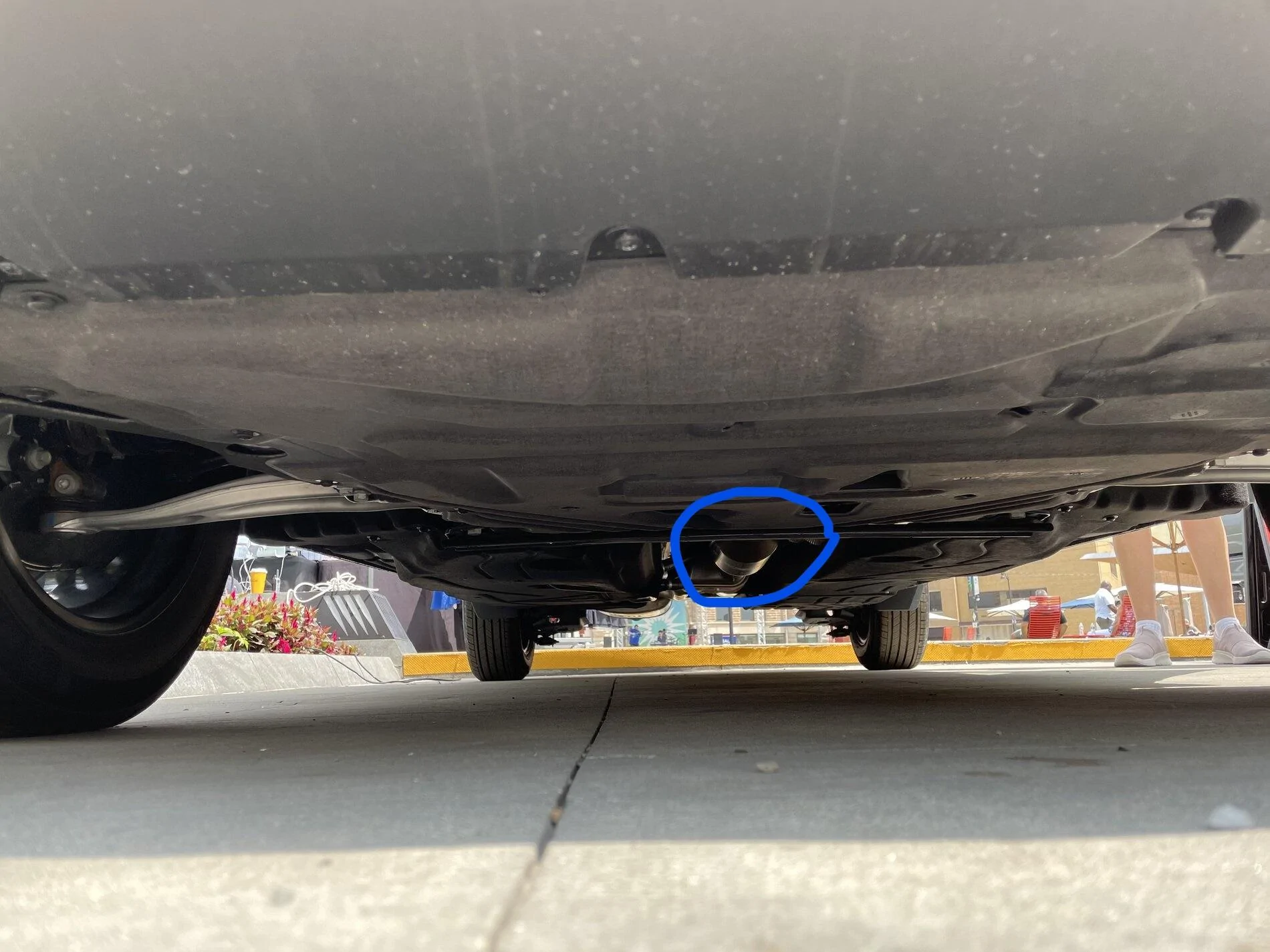 Ford Maverick Maverick's Catalytic Converter Location Undercarriage Maverick Hybrid Lariat at the Motor City Car Crawl in Detroit 7_LI a