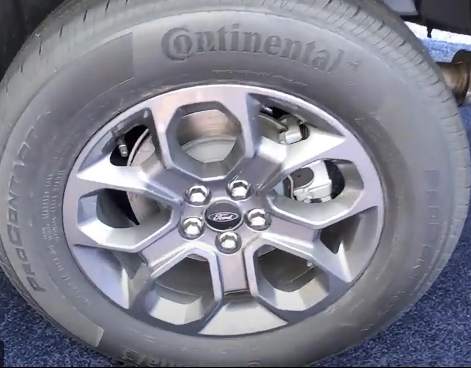 Ford Maverick Anyone interested in trading XLT wheels for Lariat wheels? 146797A1-83BB-4E09-9A1D-4850AE804517