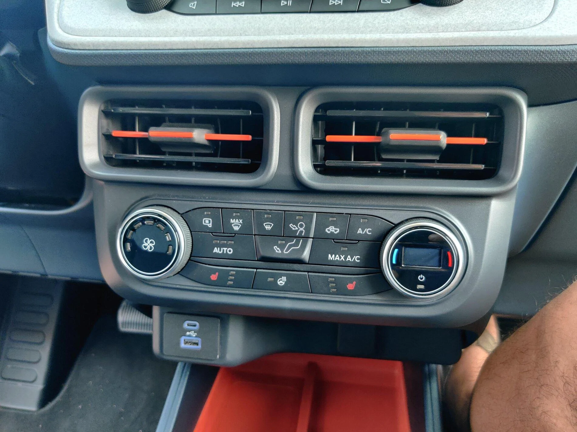 Ford Maverick ALTO BLUE Maverick Photos Thread Alto Blue 2022 Maverick XLT FX4 10
