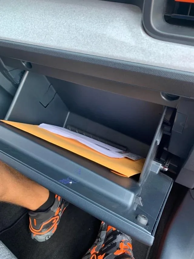 Ford Maverick ALTO BLUE Maverick Photos Thread 2022 Maverick XLT FX4 Glove Box Compartment