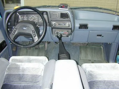 Ford Maverick Anyone else think interior blue is reminiscent of the 90s ford truck interiors? Intrr3