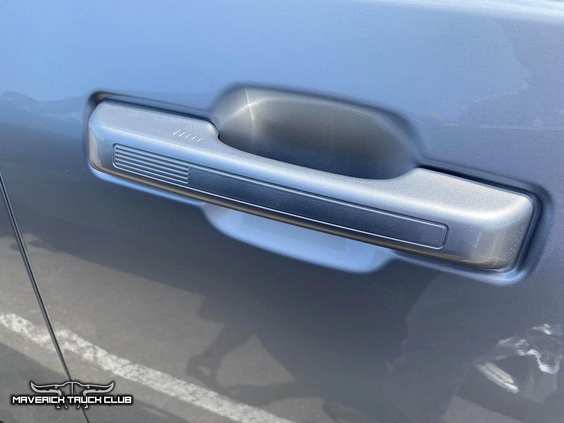 Ford Maverick ICONIC SILVER Maverick Photos Thread Iconic Silver 2022 Maverick Lariat 3