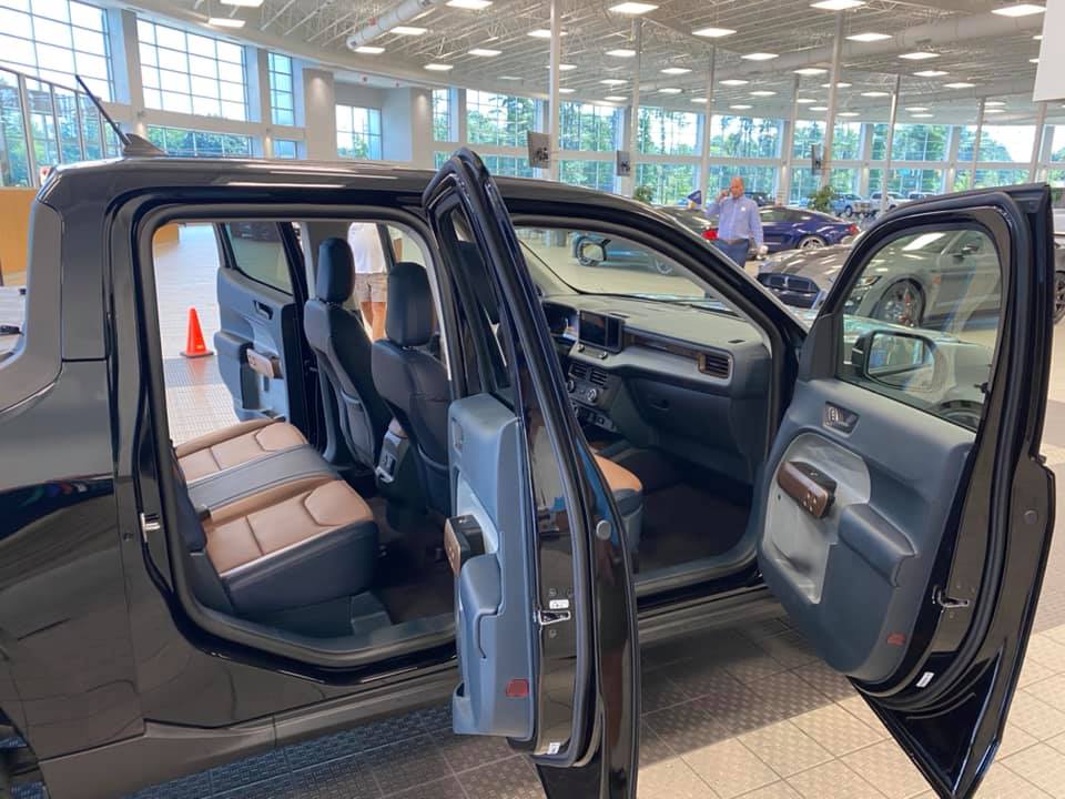 Ford Maverick 5'11" / 220 lb guy shows front & rear legroom and headroom in 2022 Maverick Lariat Shadow Black 2022 Maverick Lariat FX4 legroom 10
